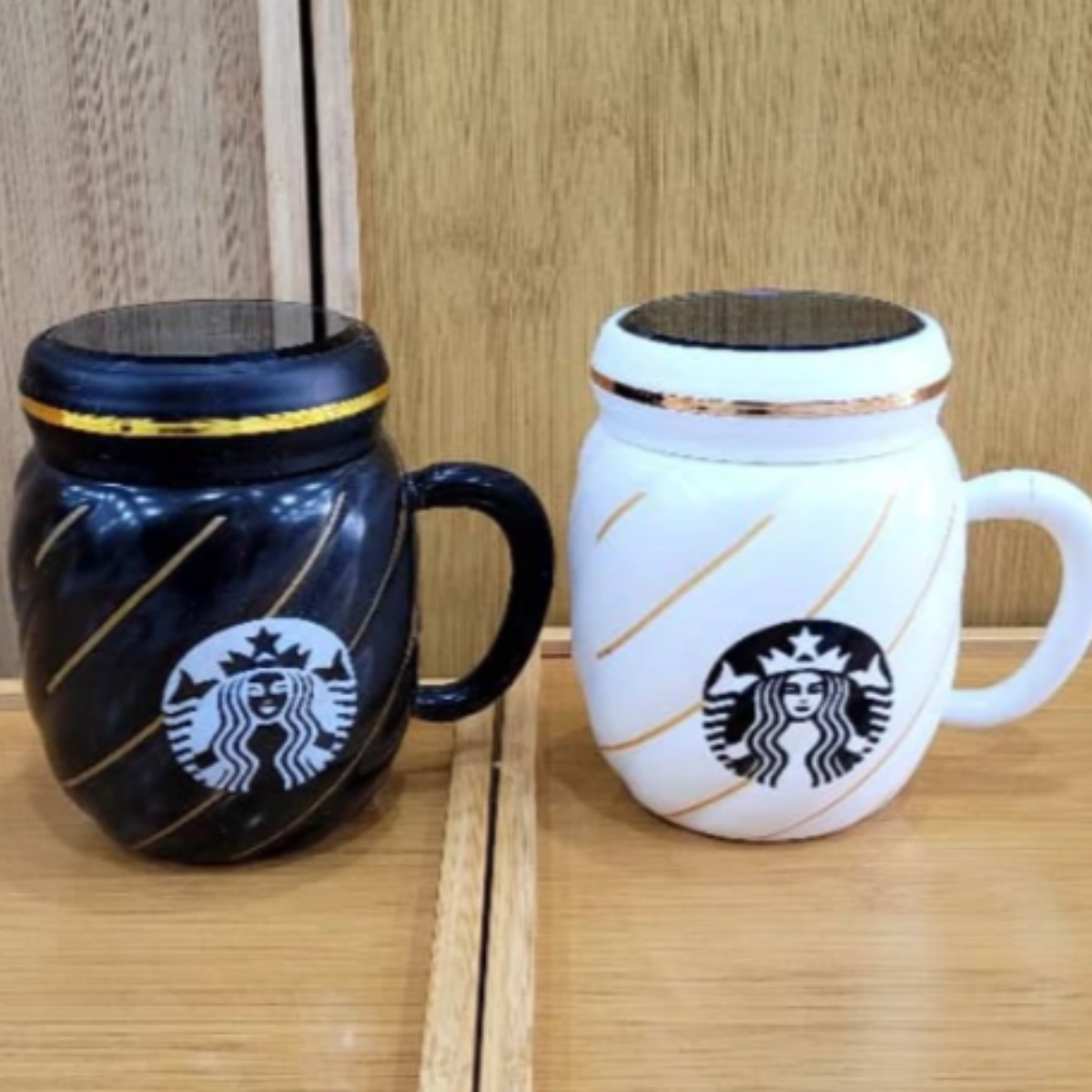 Taza Starbucks cerámica con tapa por mayor - Bazar Mayorista